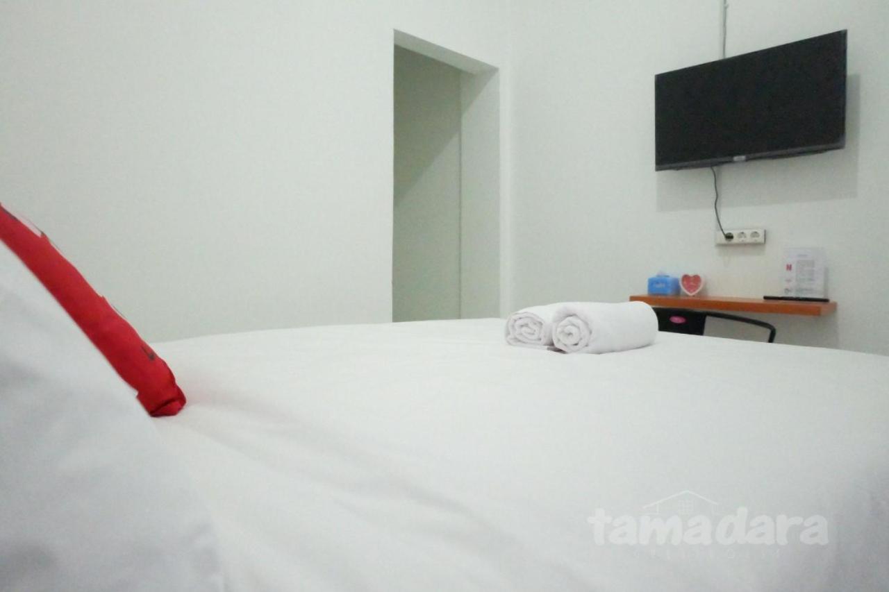Tamadara Guesthouse Jogja Maguwo Luaran gambar