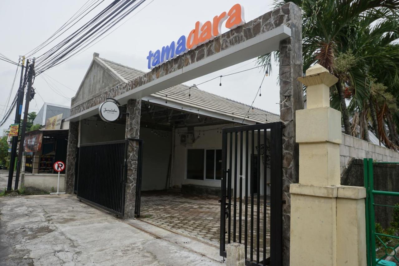 Tamadara Guesthouse Jogja Maguwo Luaran gambar
